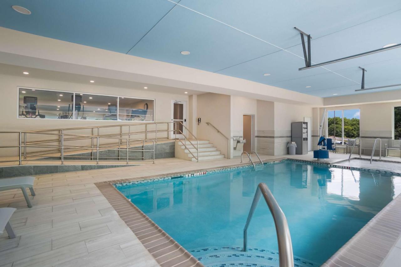 Surestay Plus Hotel By Best Western Elizabethtown Hershey Zewnętrze zdjęcie
